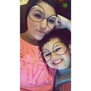 Meet your Posher, Alyssa